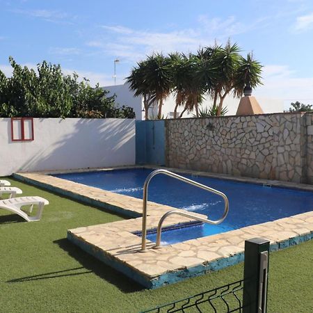 Apartamento en Conil con piscina Conil De La Frontera Exterior foto