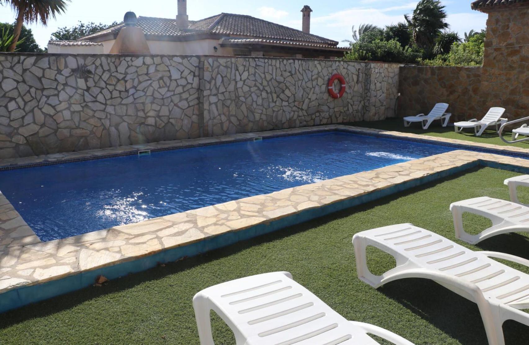 Apartamento en Conil con piscina Conil De La Frontera Exterior foto